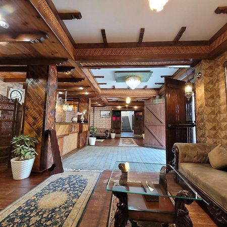 Hotel Green Rooms, Vintage Luxury Near Dal Lake Srīnagar Exteriör bild