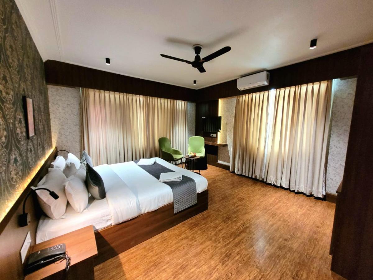 Hotel Green Rooms, Vintage Luxury Near Dal Lake Srīnagar Exteriör bild
