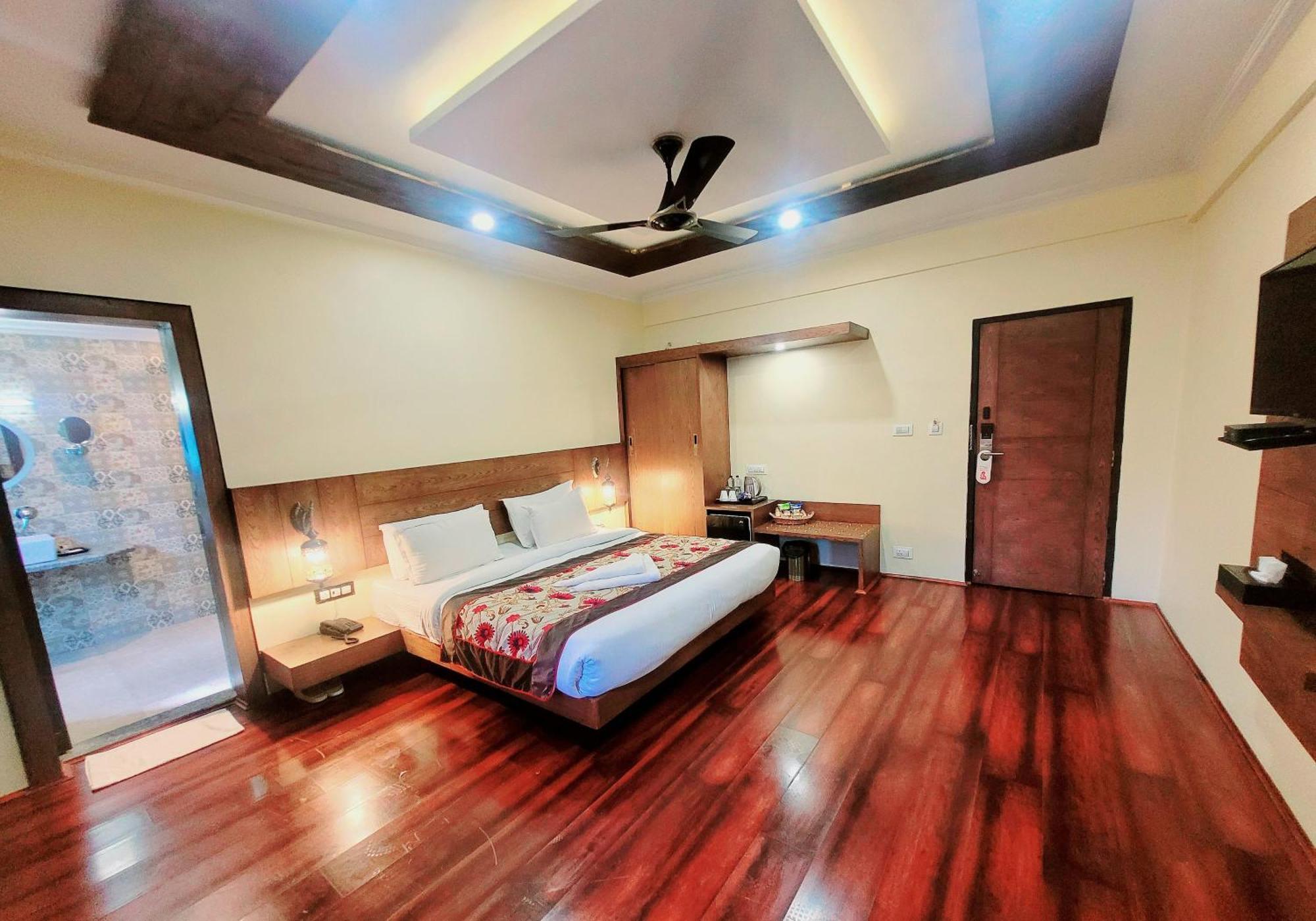 Hotel Green Rooms, Vintage Luxury Near Dal Lake Srīnagar Exteriör bild